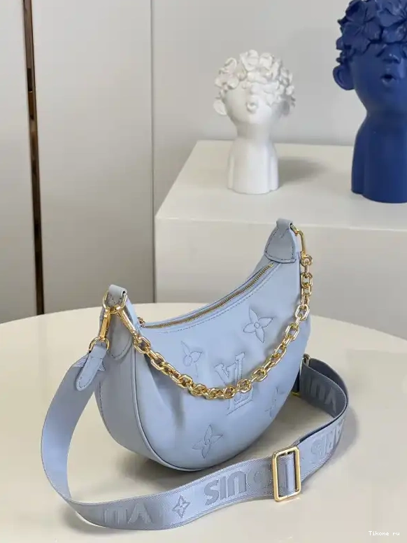Affordable OVER THE VUITTON MOON LOUIS 0704
